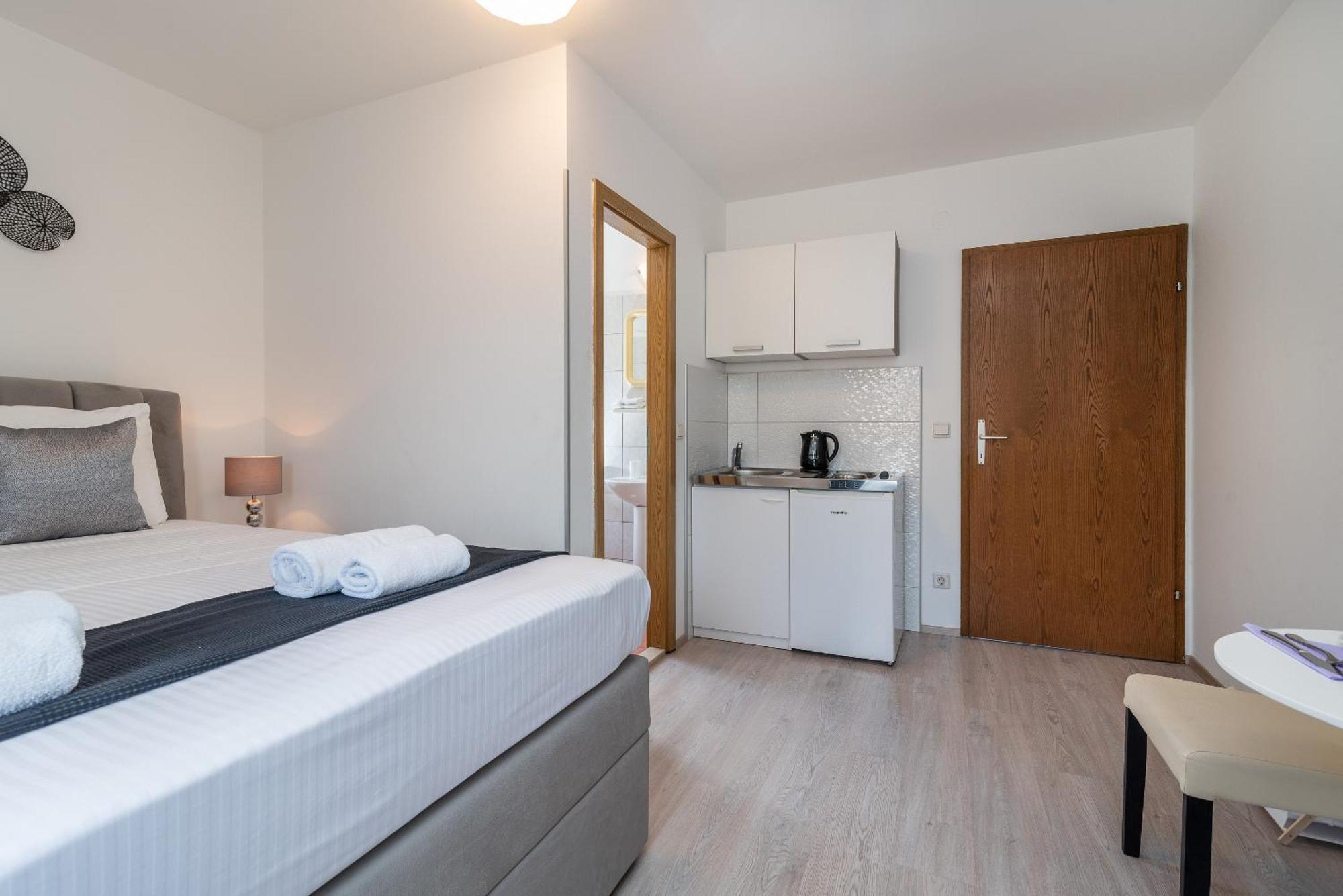 Apartments Bozan 特罗吉尔 客房 照片