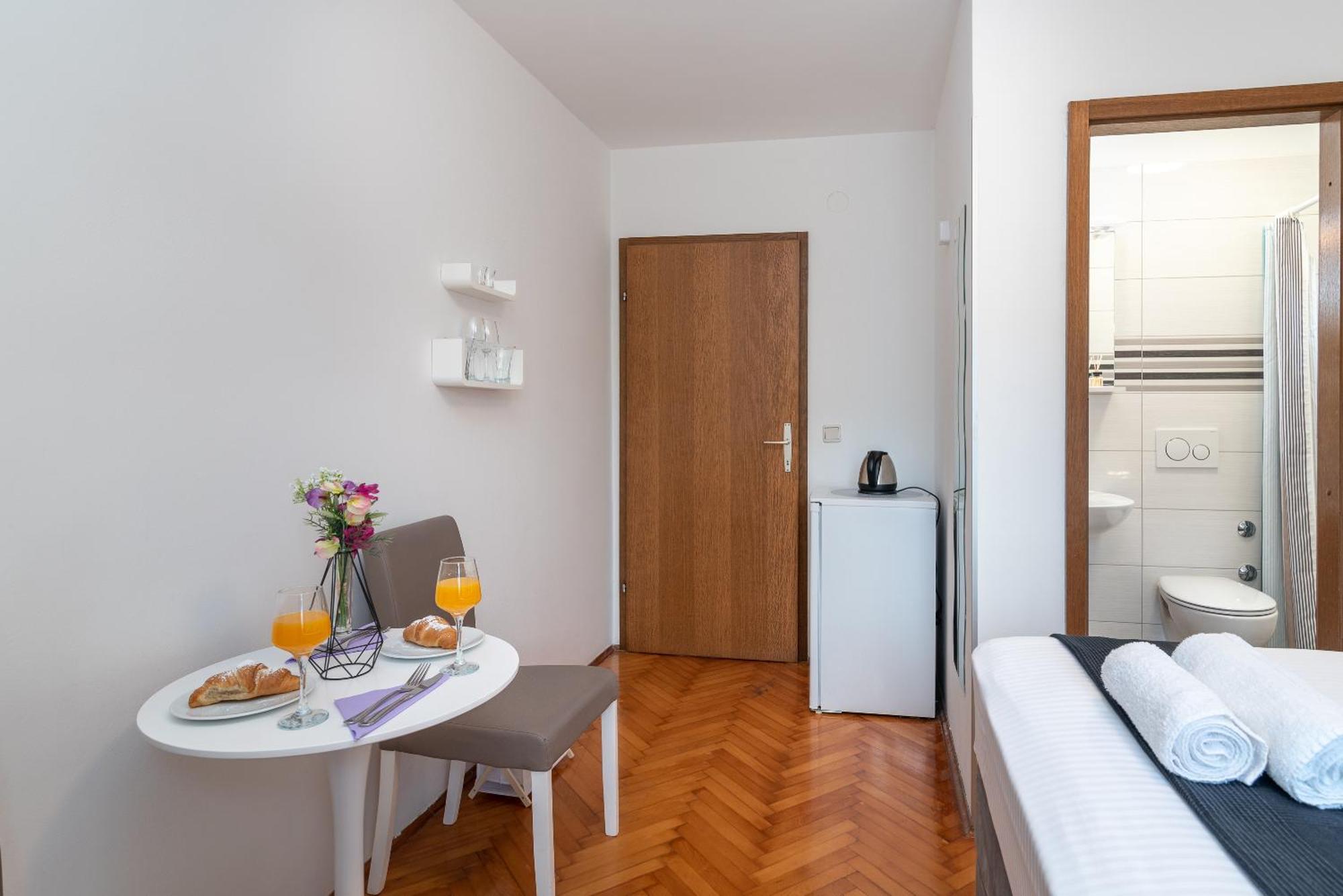 Apartments Bozan 特罗吉尔 客房 照片